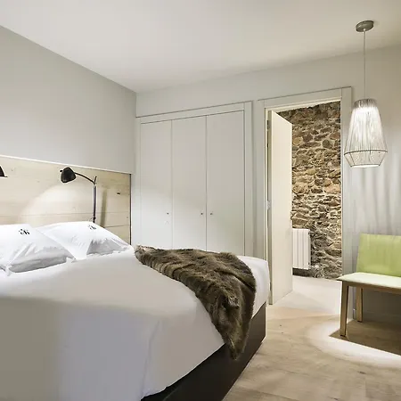 Set Terres - La De - Adults Only Llivia