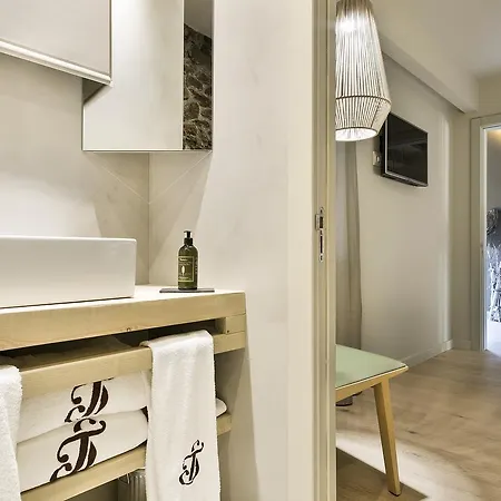 Set Terres - La De - Adults Only